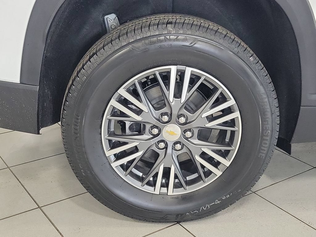 2026 Chevrolet Traverse — detail view