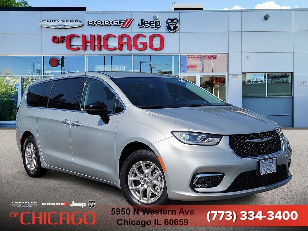 2024 Chrysler Pacifica Touring L in Silver Mist Clearcoat — front three-quarter view