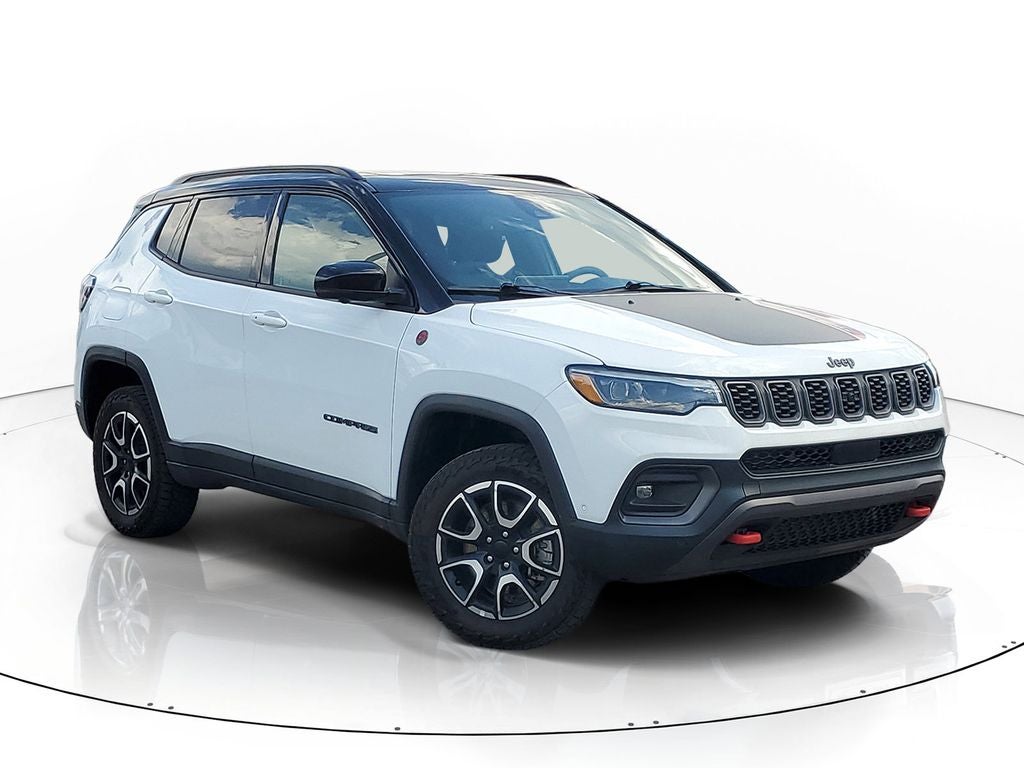 2024 Jeep Compass Trailhawk in Bright White Clearcoat — front three-quarter view