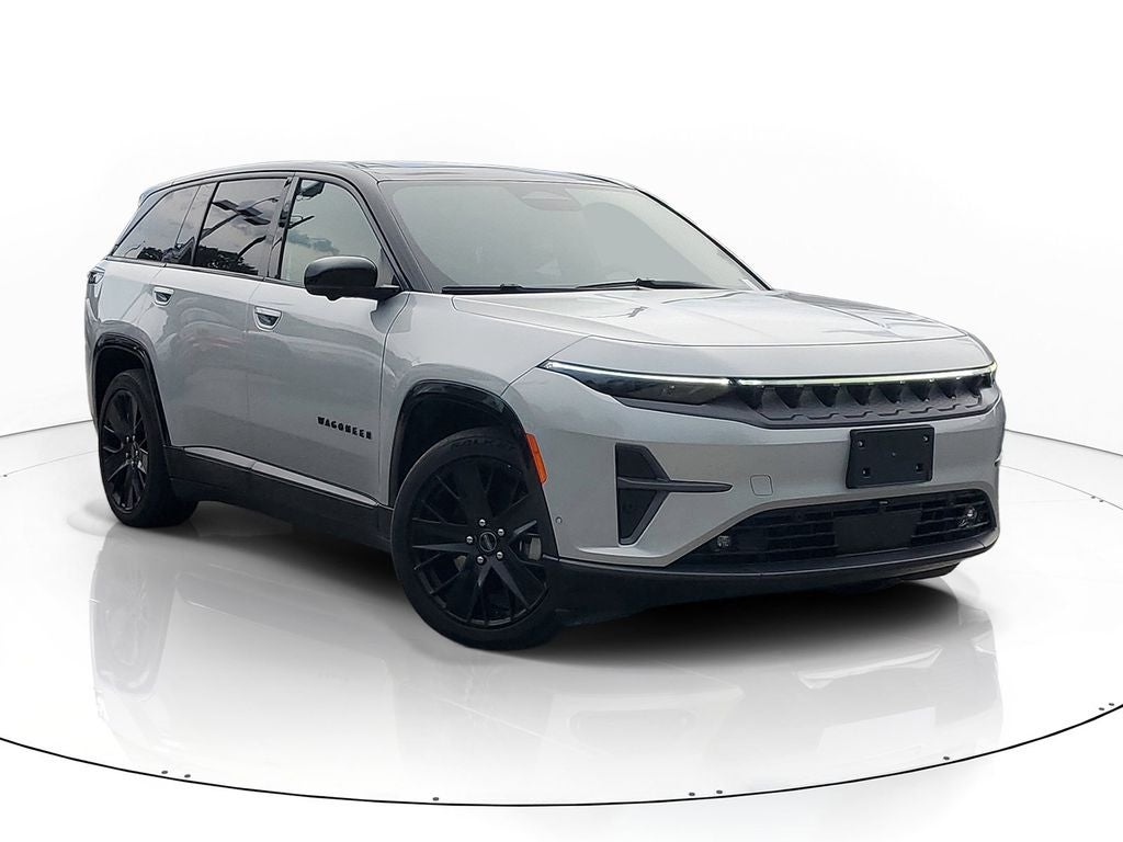 2024 Jeep Wagoneer S Launch Edition in Silver Zynith Clearcoat — front three-quarter view