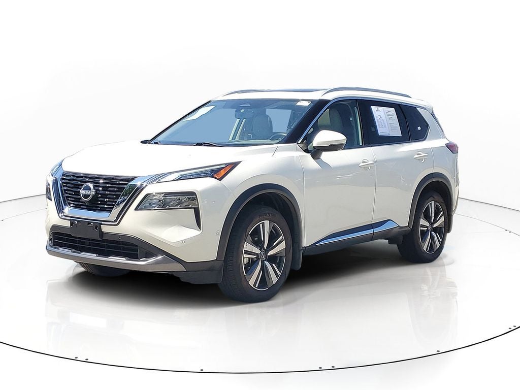 2023 Nissan Rogue — side profile view